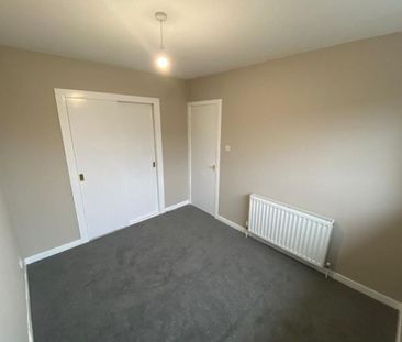 Muirkirk Drive Glasgow, G13 1BZ - Photo 2