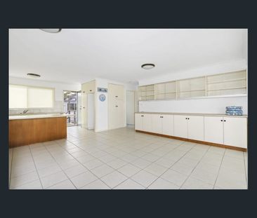 2 Bedroom Home - Photo 3