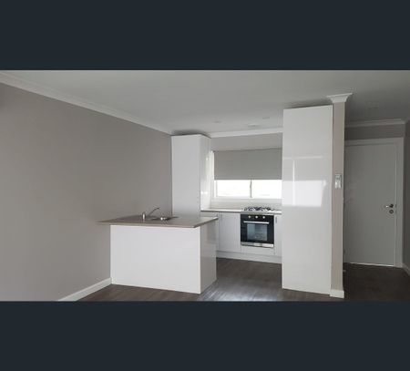 3/4-5 Moonabeal Court, Traralgon, Vic 3844 - Photo 2