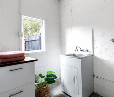 16 Bowen Crescent, Carlton North VIC 3054 - House For Rent | Domain - Photo 6