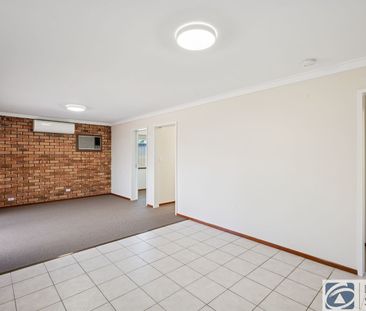 Freshly Refurbished 3-Bedroom Home - Move-In Ready! - Photo 1