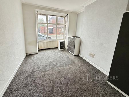 3 bedroom terraced to rent 58 Clifford street - Photo 5