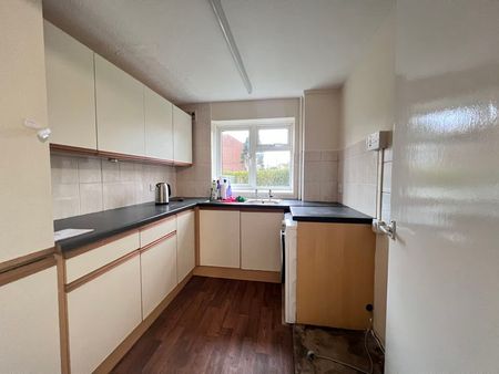 Sundorne Road, Sundorne, Shrewsbury, SY1 4RJ - Photo 4