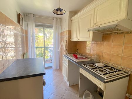 Location Appartement 2 pièces 53m² NICE 06000 - Photo 3