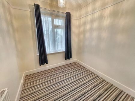 3 bedroom detached house to rent - Photo 4