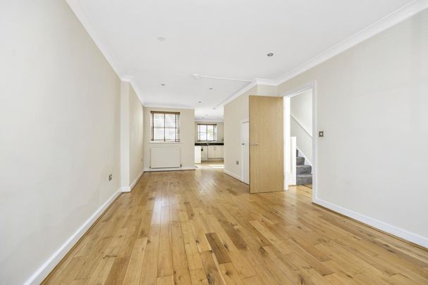 3 bedroom terraced house to rent - Photo 1