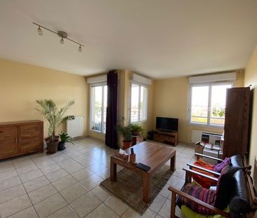 Location Appartement 3 pièces 66m² BRON 69500 - Photo 1