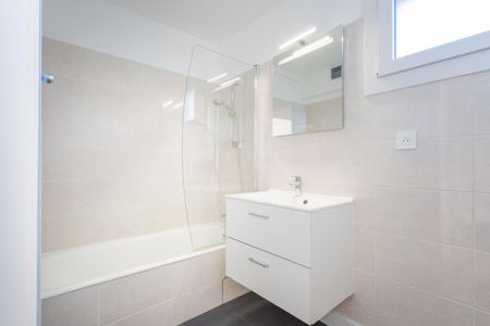 Location Appartement 3 pièces 70m² ANNECY LE VIEUX 74940 - Photo 4