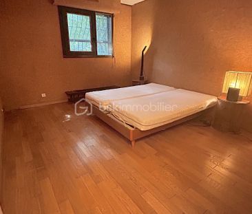 Appartement de 111,39 m² à Creteil - Photo 3