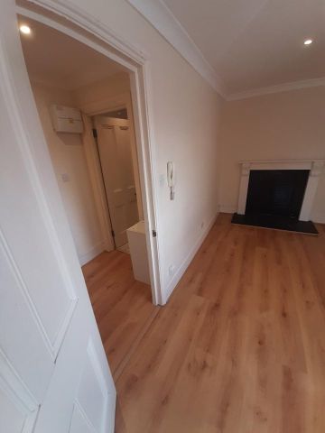1 Bed Flat, Cambridge Street, SW1V - Photo 2