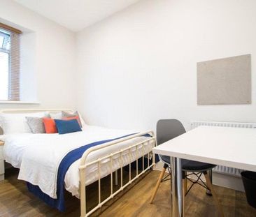 3 bedroom apartment to rent - Photo 5