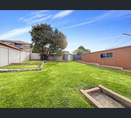 120 The Kingsway, Barrack Heights, NSW 2528 - Photo 4