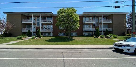 Two-Bedroom (4.5) - 103-105-111 Rue Bouchard, Granby - Photo 2