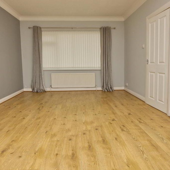 2 Glenariff Park, Bangor, BT20 4UY - Photo 1