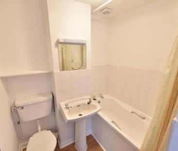 1 bedroom flat to rent - Photo 6