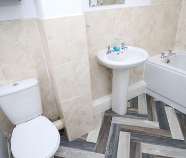 2 bedroom terraced house to rent - Photo 6