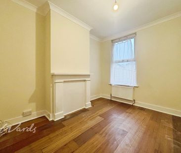 4 bedroom terraced house to rent - Photo 1