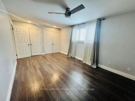 461 Paddington Crescent #Upper - Photo 3