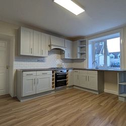 London Road, Dover, CT17 0TF, Kent - Photo 1