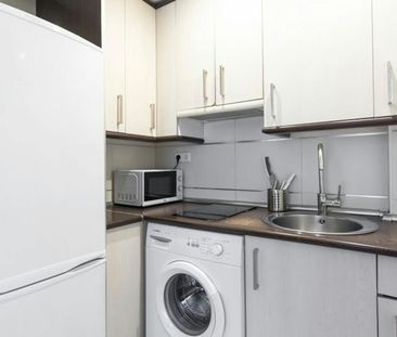 Piso de alquiler en N/a, Aluche - Photo 3