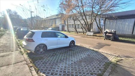 Kiadó jó állapotú lakás - Szolnok - Fotó 3