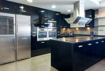 Luxury Villa for rent in Marbella Del Este, Spain