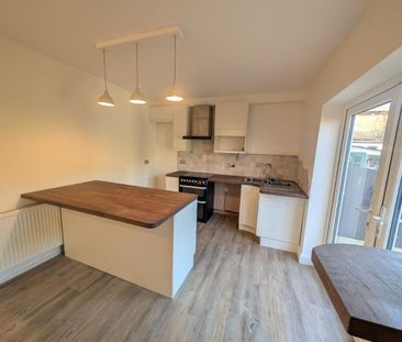 March Cote Lane, Bingley - Photo 2