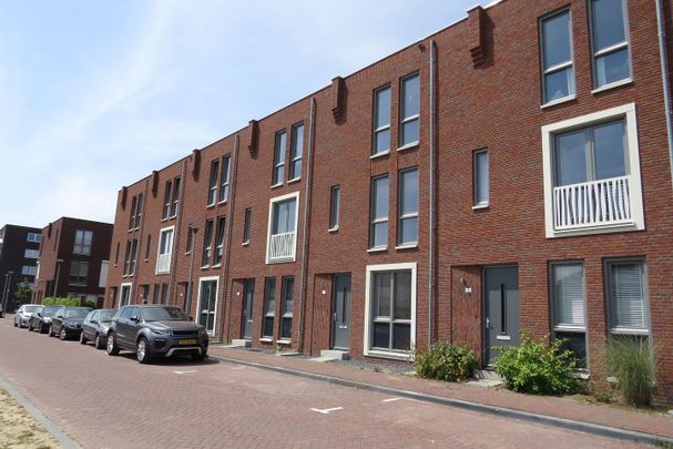 Medeastraat 3, Schuytgraaf-Centrum, 6846ZA, Arnhem - Foto 1
