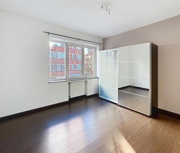 Appartement une chambre + balcon terrasse à Schaerbeek quartier Dia... - Photo 1