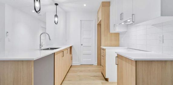 3 CH - 1 SDB - Lavaltrie - $1,900 /mo - Photo 2