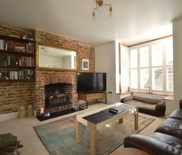 4 bedroom detached house to rent - Photo 6