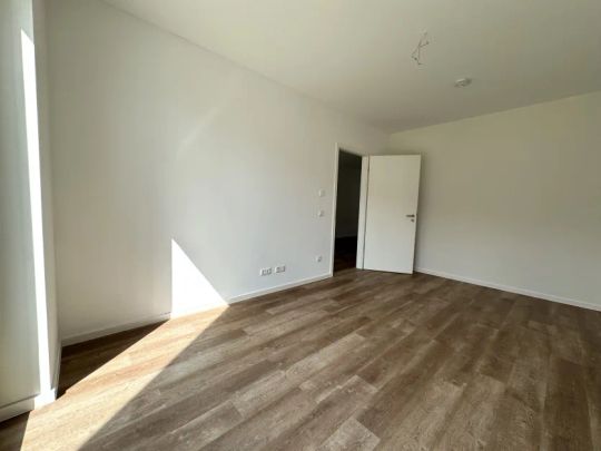 Großzügige 2 Zimmerwohnung mit Terrasse - Photo 1