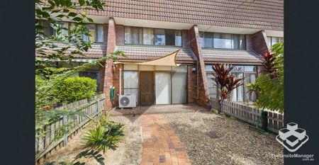 PERFECTLY LOCATED IN POPULAR CAPALABA - Photo 5