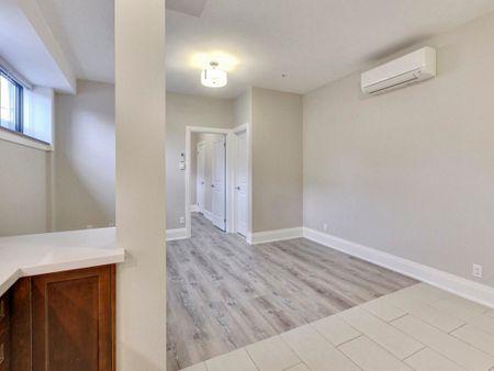 For Lease - 458 Oakwood Avenue Unit# 102, Toronto, Ontario - Photo 5