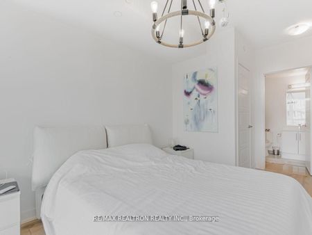 For Lease - 375 Sea Ray Avenue Unit# 329, Innisfil, Ontario - Photo 5