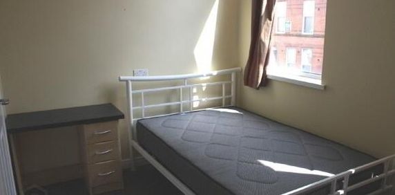 Unit E, 97 Fitzroy Avenue, Belfast, BT7 1HU - Photo 2