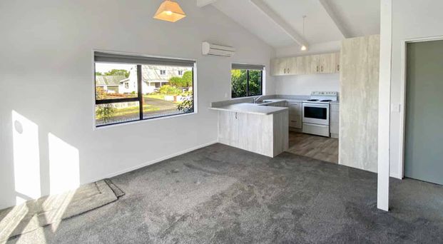 SPRINGVALE - 2 BEDROOMS - Photo 1