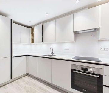 West Street, Maidenhead, Berkshire, SL6 - Photo 3