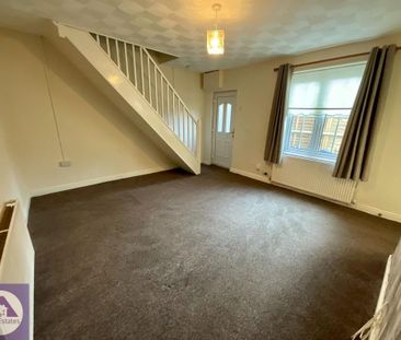 2 bedroom maisonette to rent - Photo 1