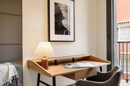 Carrer de Morales, Barcelona, Catalonia 08029 - Foto 2