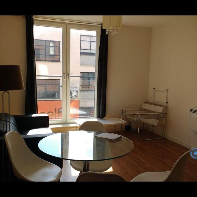 1 bedroom flat to rent - Photo 1