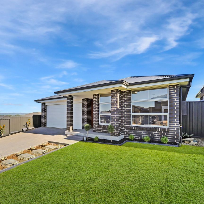 Apply Now - Century 21 &vert; the Paramount Group - Photo 1