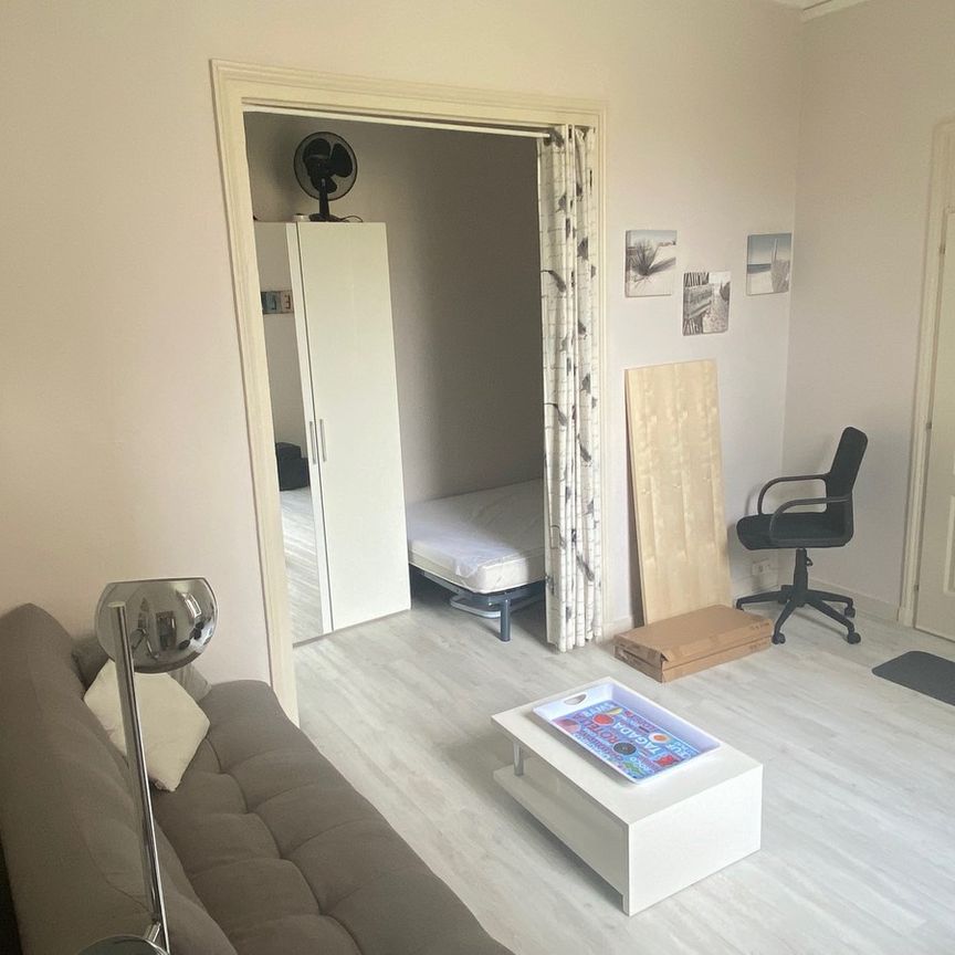 Location Appartement 1 pièce 24m² BORDEAUX 33000 - Photo 1