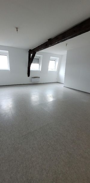Location Appartement 3 pièces 65m² HAUSSY 59294 - Photo 1