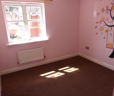 Meadenvale, Peterborough - Photo 6