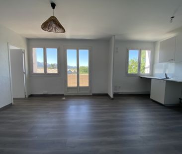 Location Appartement 2 pièces 41m² AUBAGNE 13400 - Photo 1