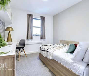 1 bedroom in a flat share to rent - Photo 5