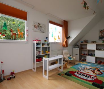 Sehr gepflegte Maisonettewohnung mit ca. 120 m² Wohnfläche, 4 Zimme... - Photo 2