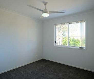 3 BEDROOM, 2 BATHROOM AIRCONDITIONED TOWNHOUSE - PERFECTLY LOCATED ... - Photo 2