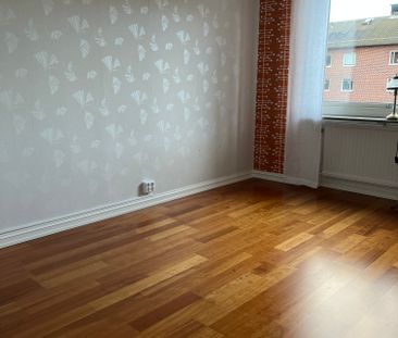 Österlånggatan, Trollhättan - Photo 3